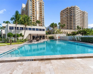 97 Sunset Drive - Photo Thumbnail 32