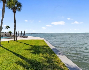 97 Sunset Drive - Photo Thumbnail 36