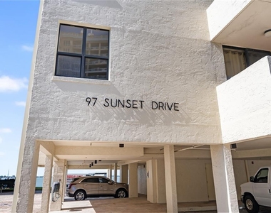 97 Sunset Drive - Photo Thumbnail 42