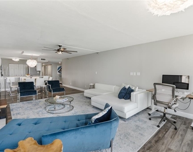 97 Sunset Drive - Photo Thumbnail 12