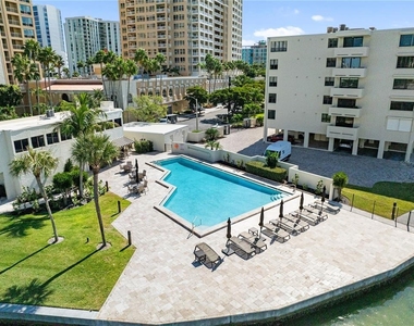 97 Sunset Drive - Photo Thumbnail 30