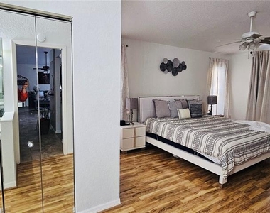 2068 Preymore Street - Photo Thumbnail 4