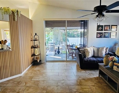 2068 Preymore Street - Photo Thumbnail 3
