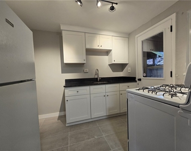 50 Wenzell Pl - Photo Thumbnail 7