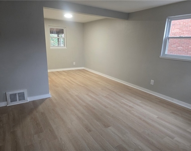 50 Wenzell Pl - Photo Thumbnail 5