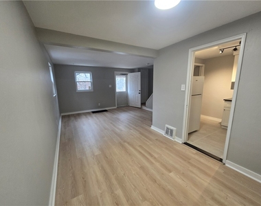 50 Wenzell Pl - Photo Thumbnail 6