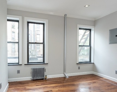 2100 2nd Avenue - Photo Thumbnail 4