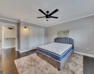 1040 Herndon Street Nw - Photo Thumbnail 14