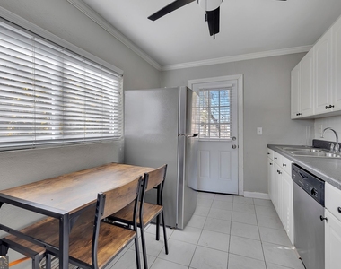 1040 Herndon Street Nw - Photo Thumbnail 8