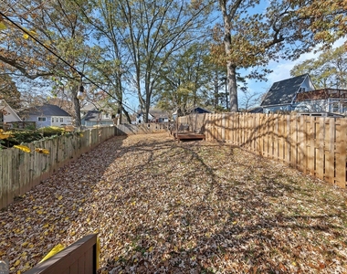 1040 Herndon Street Nw - Photo Thumbnail 19