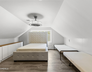297 Highland Avenue - Photo Thumbnail 17
