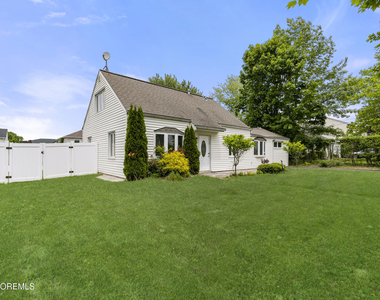 297 Highland Avenue - Photo Thumbnail 1