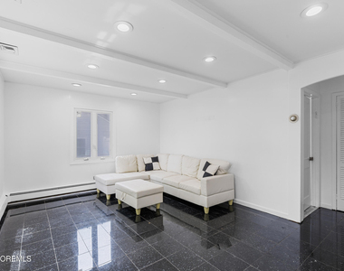 297 Highland Avenue - Photo Thumbnail 22