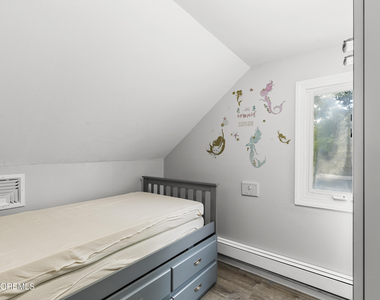 297 Highland Avenue - Photo Thumbnail 18
