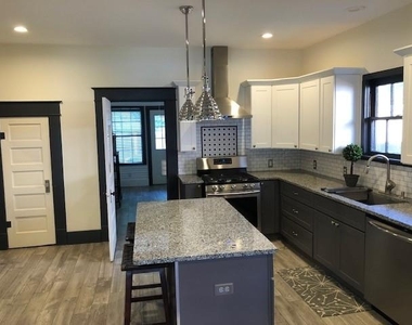 1401 Harroun Avenue - Photo Thumbnail 2