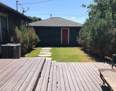1401 Harroun Avenue - Photo Thumbnail 11