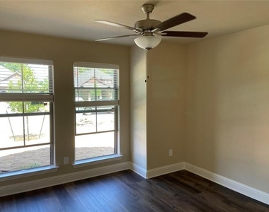 634 Nolan Drive - Photo Thumbnail 4