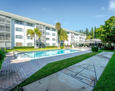 800 E Camino Real - Photo Thumbnail 30