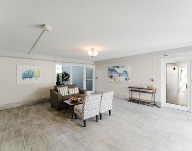 800 E Camino Real - Photo Thumbnail 28