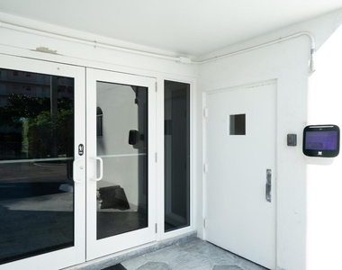 800 E Camino Real - Photo Thumbnail 31