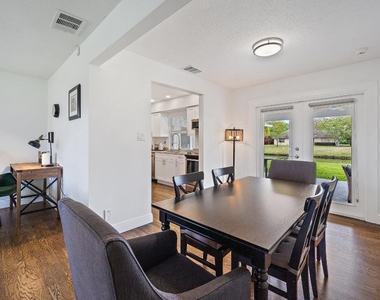 1342 Essex Drive - Photo Thumbnail 8