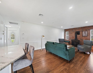 1342 Essex Drive - Photo Thumbnail 34