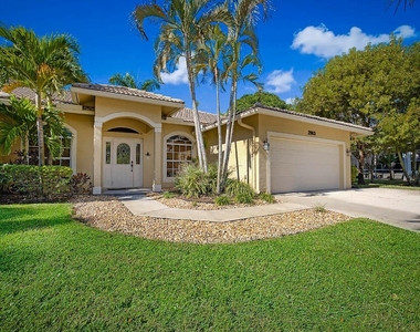 2963 Werwood Court - Photo Thumbnail 2