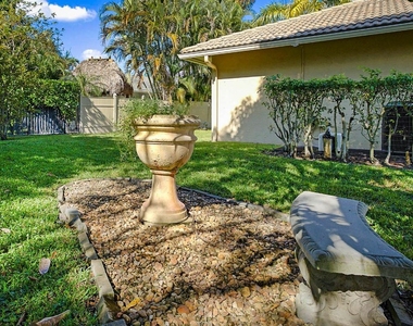 2963 Werwood Court - Photo Thumbnail 33