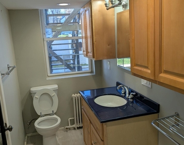 260 Main Street - Photo Thumbnail 9