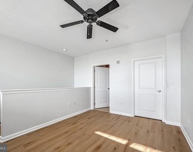 444 W Broad Street - Photo Thumbnail 11