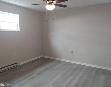 861 Buchanan Trail E - Photo Thumbnail 7