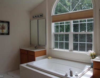 134 Pendula Court - Photo Thumbnail 14