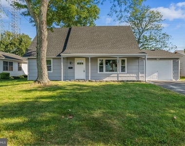 12 Holbrook Lane - Photo Thumbnail 1