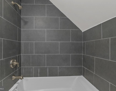 12 Holbrook Lane - Photo Thumbnail 24
