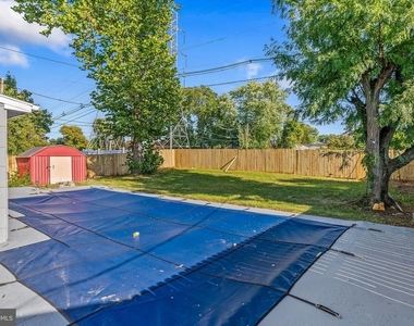 12 Holbrook Lane - Photo Thumbnail 28