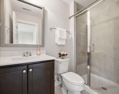 2800 Bedford Green Drive - Photo Thumbnail 15
