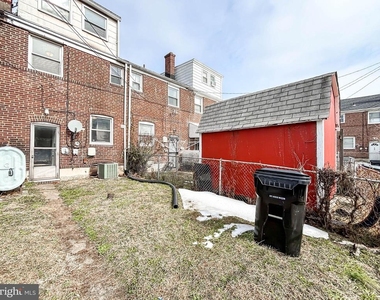 414 Avondale Road - Photo Thumbnail 5