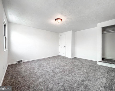 414 Avondale Road - Photo Thumbnail 31