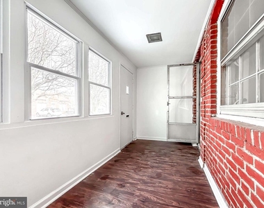414 Avondale Road - Photo Thumbnail 18
