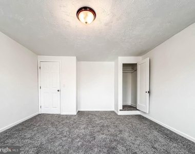 414 Avondale Road - Photo Thumbnail 25