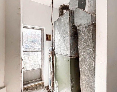 414 Avondale Road - Photo Thumbnail 13