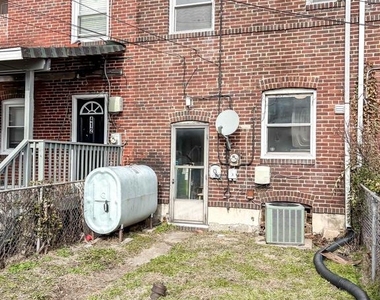 414 Avondale Road - Photo Thumbnail 3