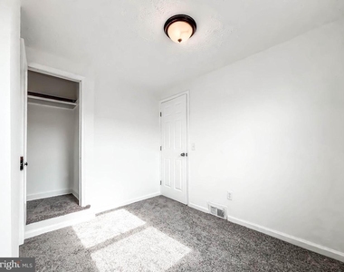 414 Avondale Road - Photo Thumbnail 11