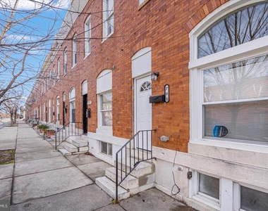 705 N Milton Avenue - Photo Thumbnail 1