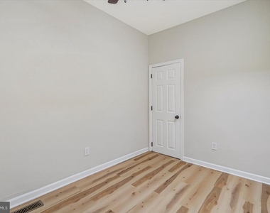 705 N Milton Avenue - Photo Thumbnail 26