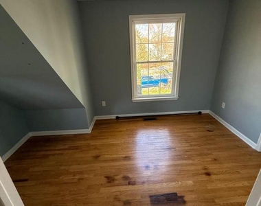 17 Elm Road - Photo Thumbnail 11
