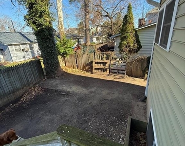 17 Elm Road - Photo Thumbnail 15