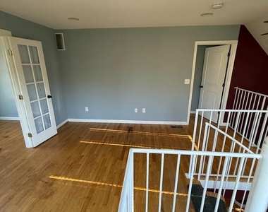 17 Elm Road - Photo Thumbnail 12