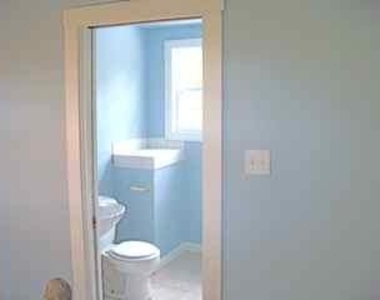 1107 W 22nd St - Photo Thumbnail 13