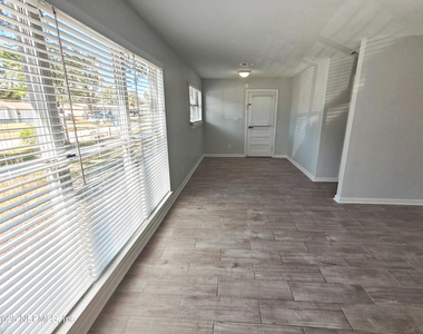 2921 Mansion Road - Photo Thumbnail 6